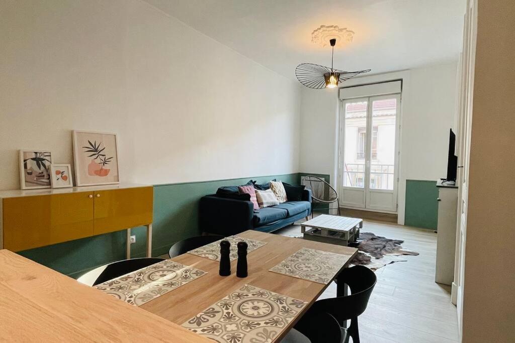 Appartement Renove Proche Du Parc De La Tete D'Or Villeurbanne Luaran gambar